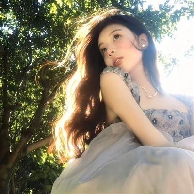 菲比梦游奇境